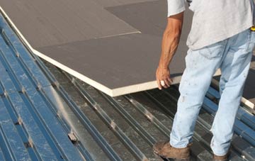 benefits of insulating Yaddlethorpe flat roofing